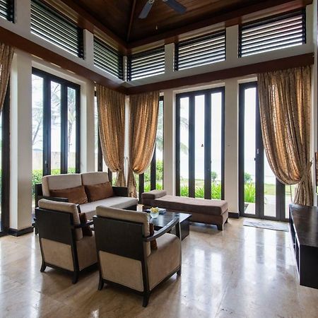 Sabah Beach Villas & Suites Kota Kinabalu Ngoại thất bức ảnh
