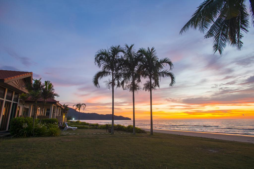 Sabah Beach Villas & Suites Kota Kinabalu Ngoại thất bức ảnh