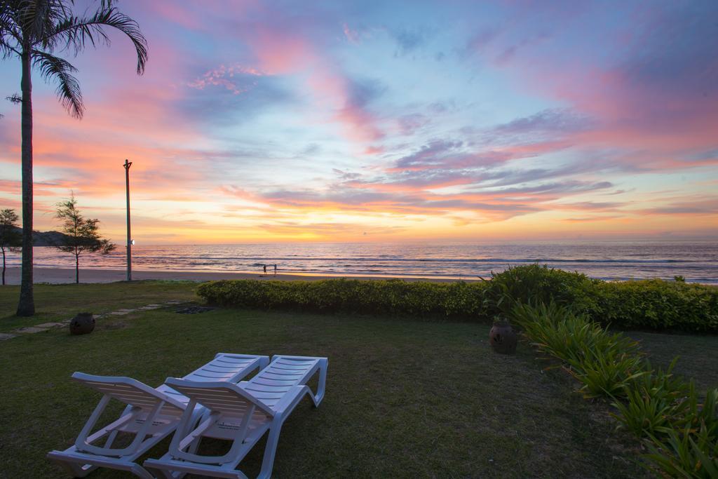 Sabah Beach Villas & Suites Kota Kinabalu Ngoại thất bức ảnh