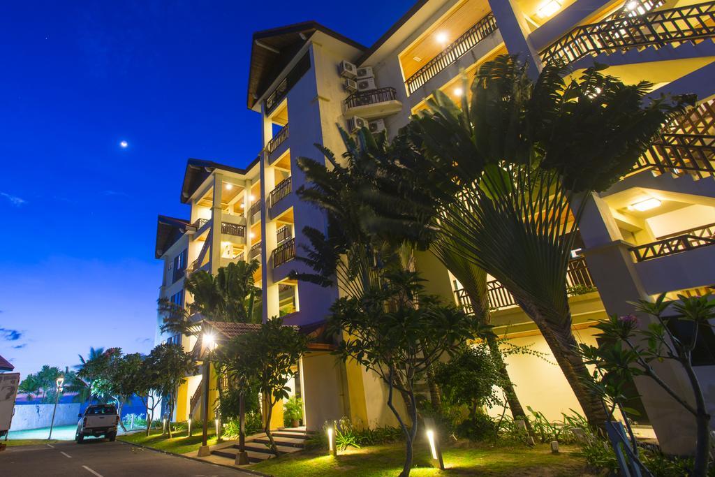 Sabah Beach Villas & Suites Kota Kinabalu Ngoại thất bức ảnh