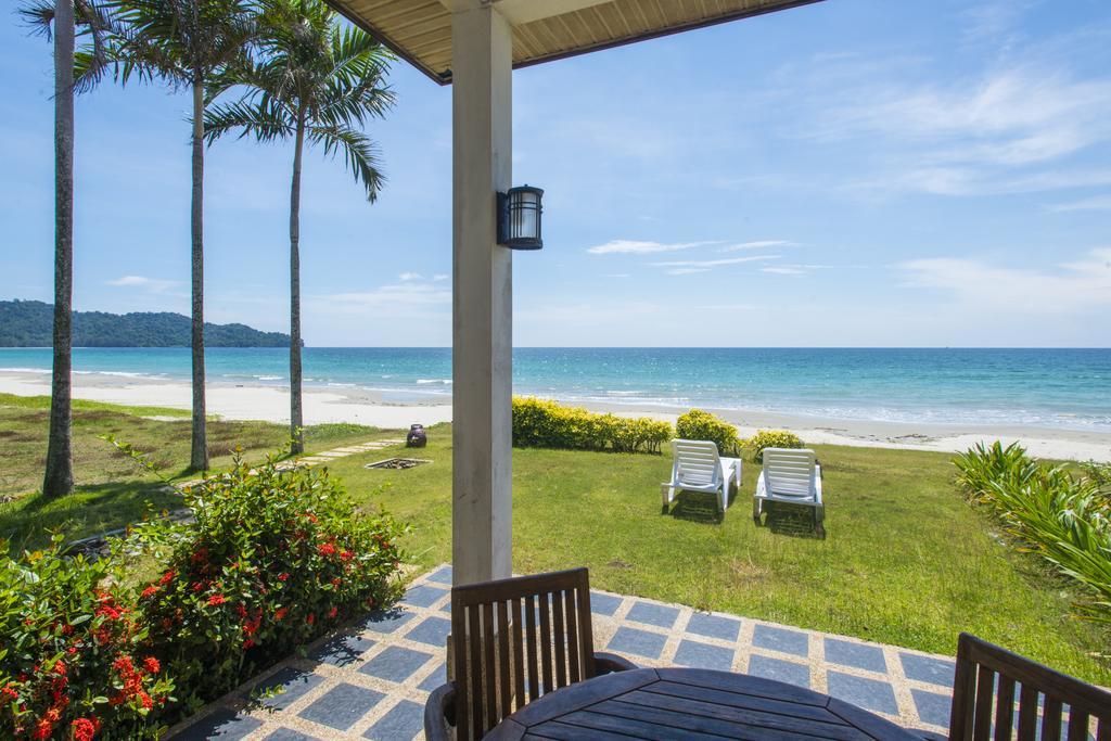 Sabah Beach Villas & Suites Kota Kinabalu Ngoại thất bức ảnh