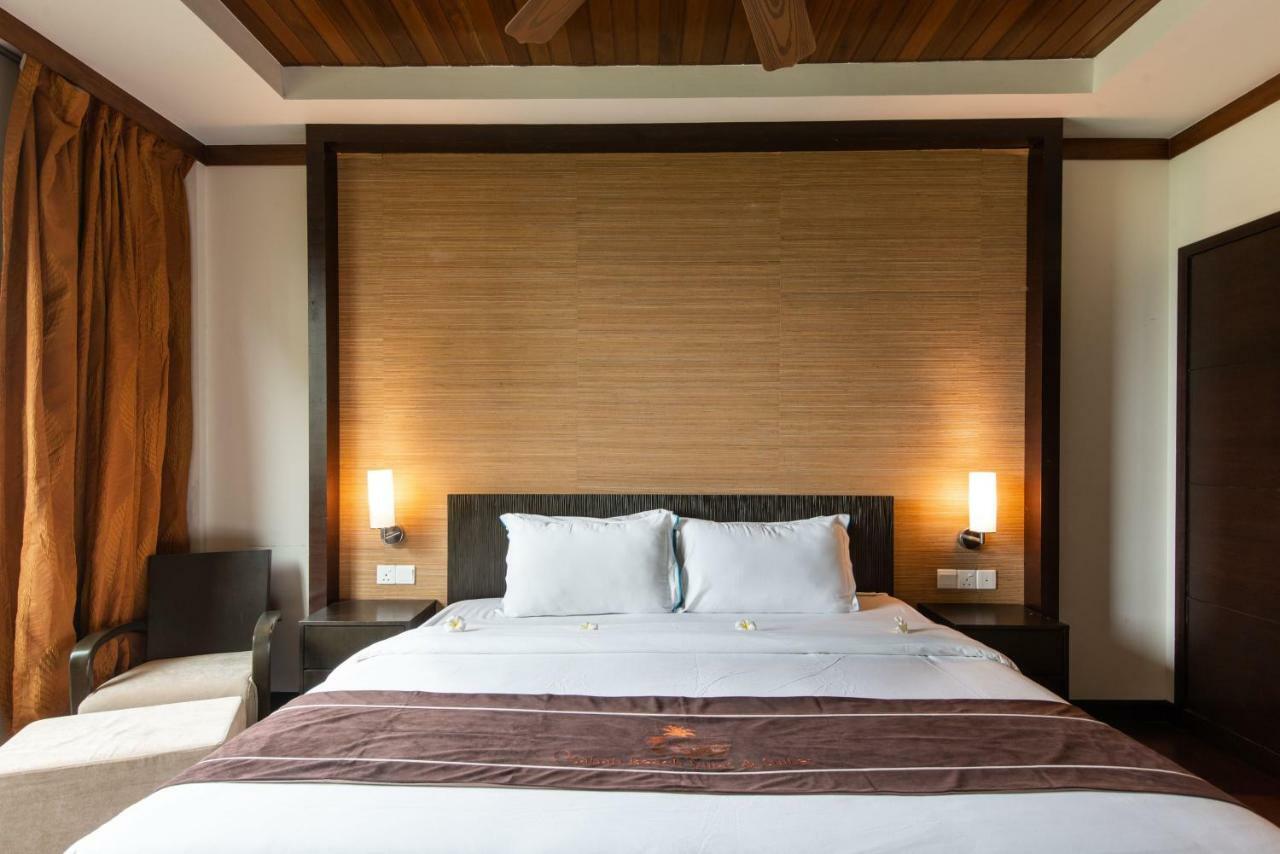 Sabah Beach Villas & Suites Kota Kinabalu Ngoại thất bức ảnh
