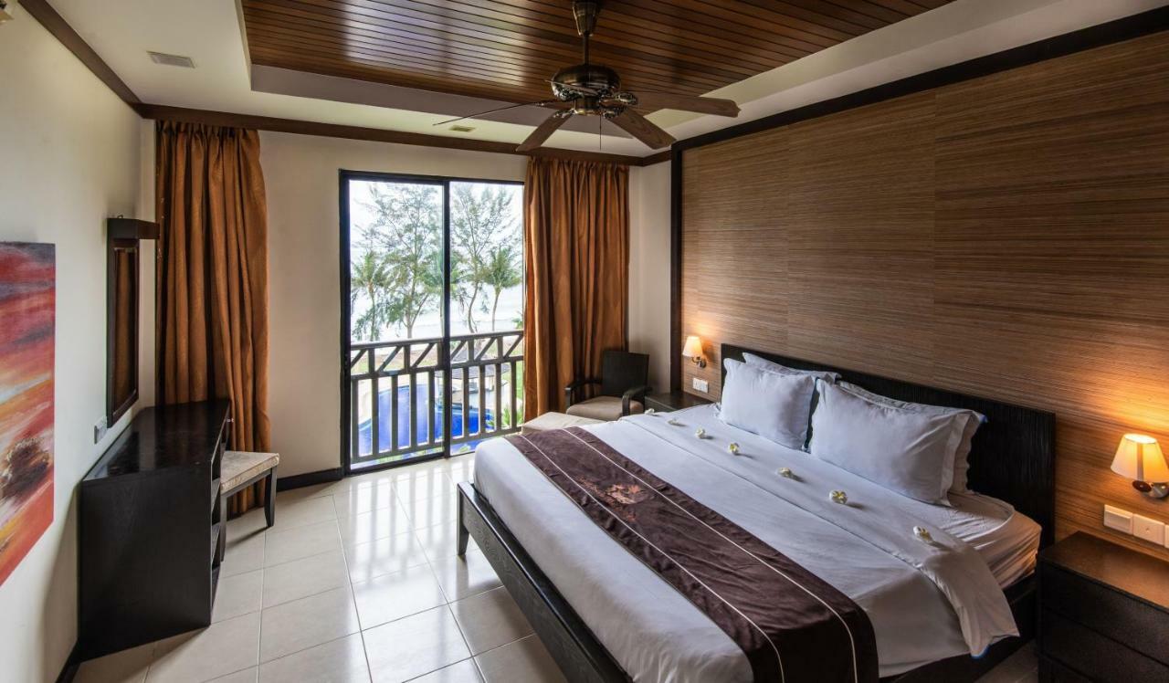 Sabah Beach Villas & Suites Kota Kinabalu Ngoại thất bức ảnh