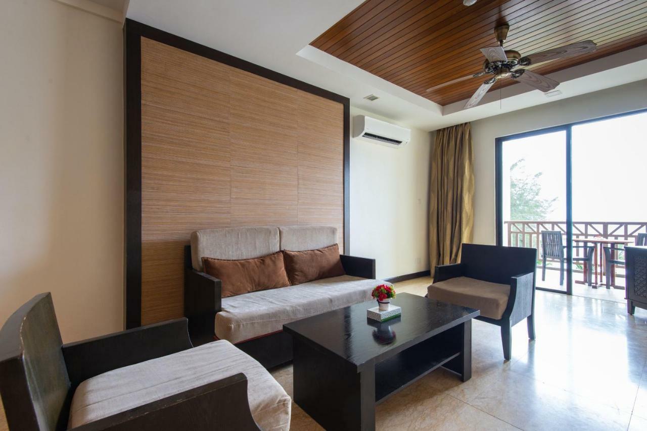 Sabah Beach Villas & Suites Kota Kinabalu Ngoại thất bức ảnh